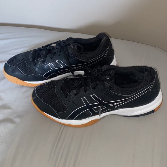 ASICS volleyball shoes - Picture 3 of 7